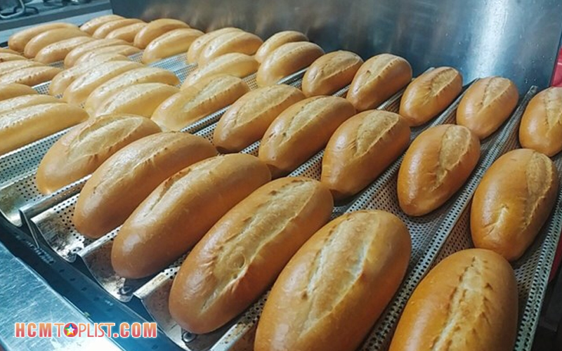 lo-banh-mi-quoc-vi-binh-thanh-hcmtoplist