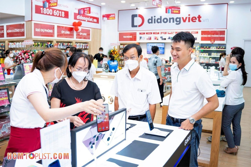 Di-dong-viet-hcmtoplist-2