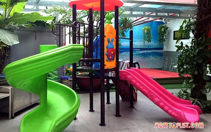 Thiet-bi-the-thao-cong-vien-hcmtoplist