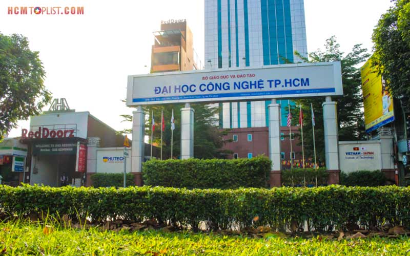 Truong-dai-hoc-cong-nghe-tp-hcm-hcmtoplist