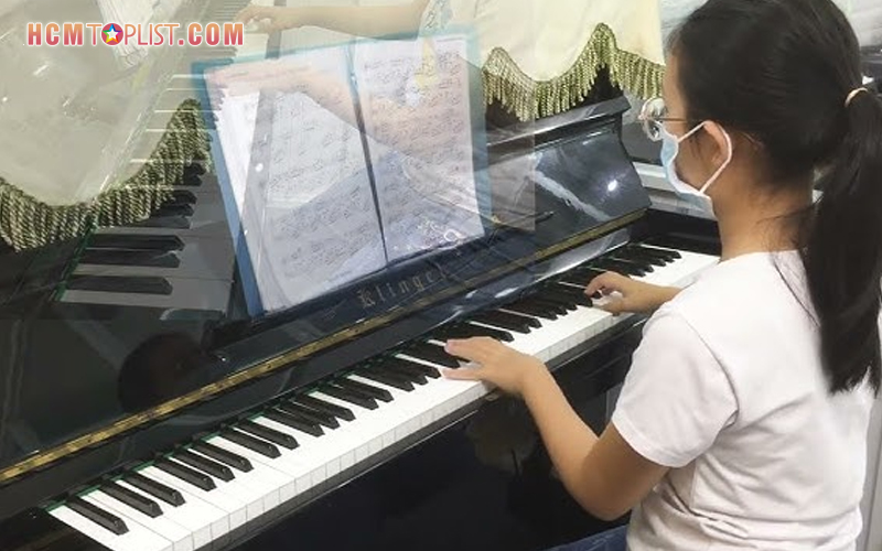 Trung-tam-am-nhac-motif-music-hcmtoplist