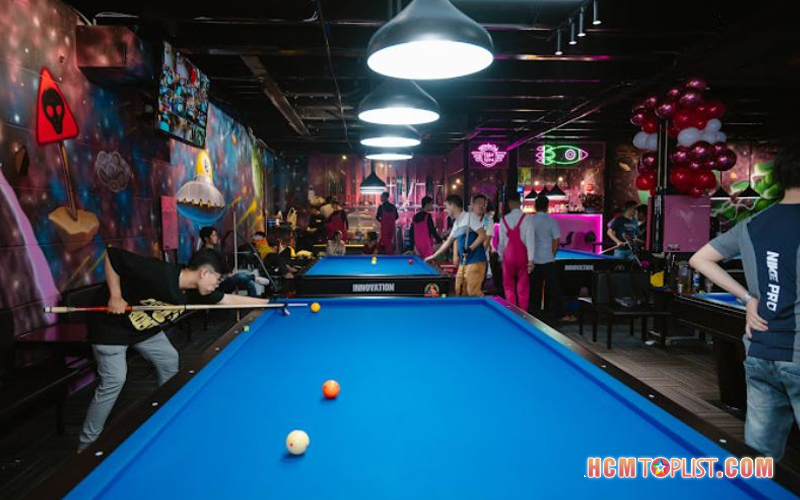 Right-now-billiards-club-hcmtoplist-1