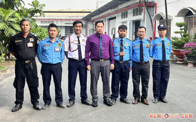 Cong-ty-tnhh-dich-vu-bao-ve-toan-tam-24h-hcmtoplist