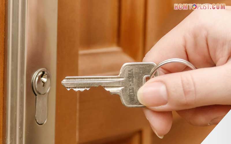 Cua-hang-sua-khoa-minh-trong-hcmtoplist