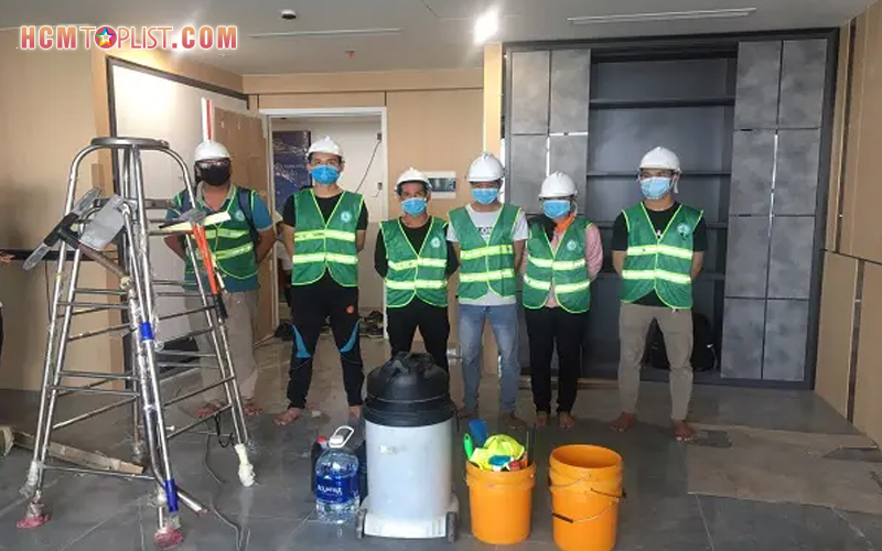Ve-sinh-cong-nghiep-dong-phuong-hcmtoplist