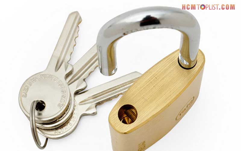 Cua-hang-sua-khoa-manh-hung-hcmtoplist