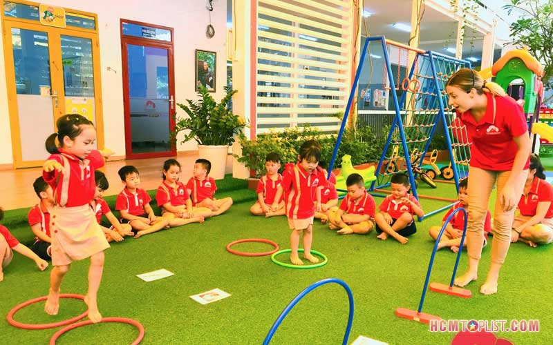 Truong-mam-non-quoc-te-kindy-garden-montessori-hcmtoplist