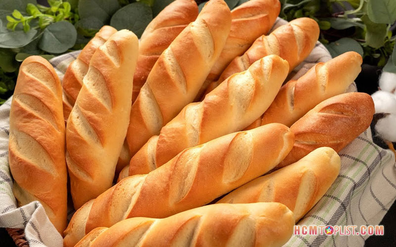 Kinh-nghiem-chon-lo-banh-mi-quan-7-tphcm