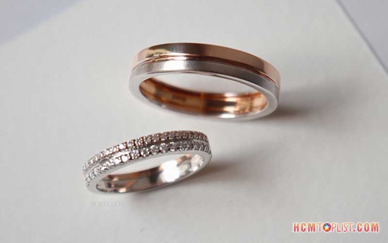 Huong-dan-lua-chon-nhan-cap-tu-kinh-nghiem-cua-hcmtoplist