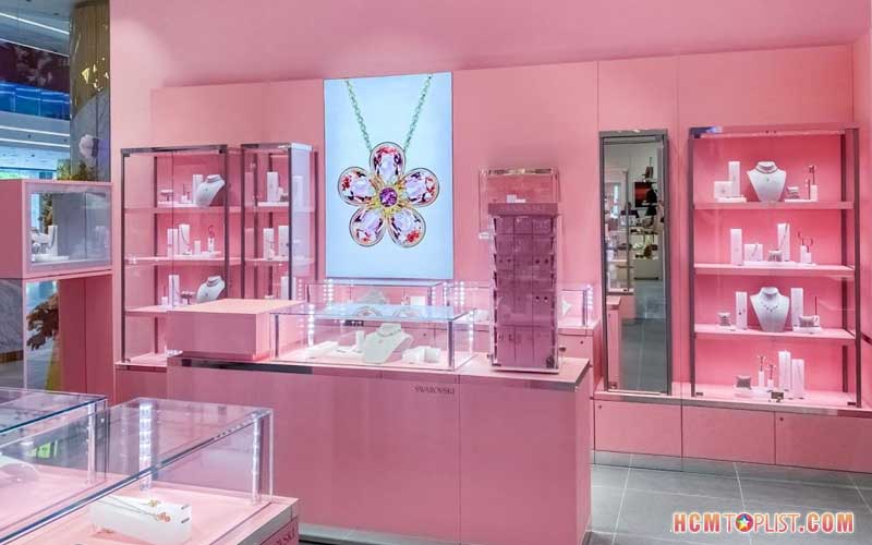 Swarovski-thiso-mall-hcmtoplist