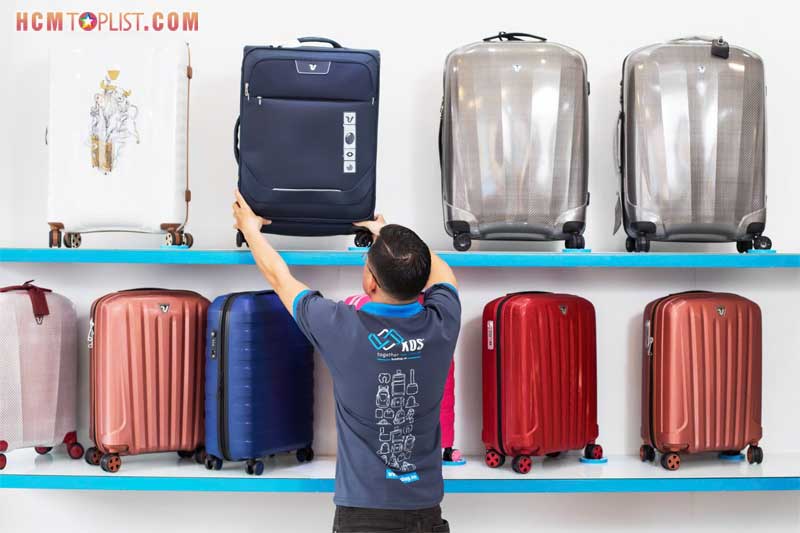 Kos-shop-la-nha-phan-phoi-vali-tuyen-chon-quoc-te-cho-thi-truong-viet