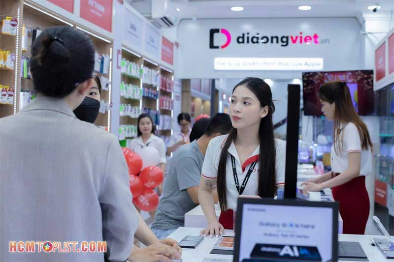 Chi-nhanh-di-dong-viet-nhan-dat-coc-galaxy-z-fold8-va-z-flip8-gia-tot-3