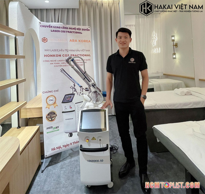 Hakai-viet-nam-cung-cap-giai-phap-laser-tri-seo-va-tri-nam-cho-chu-spa-5